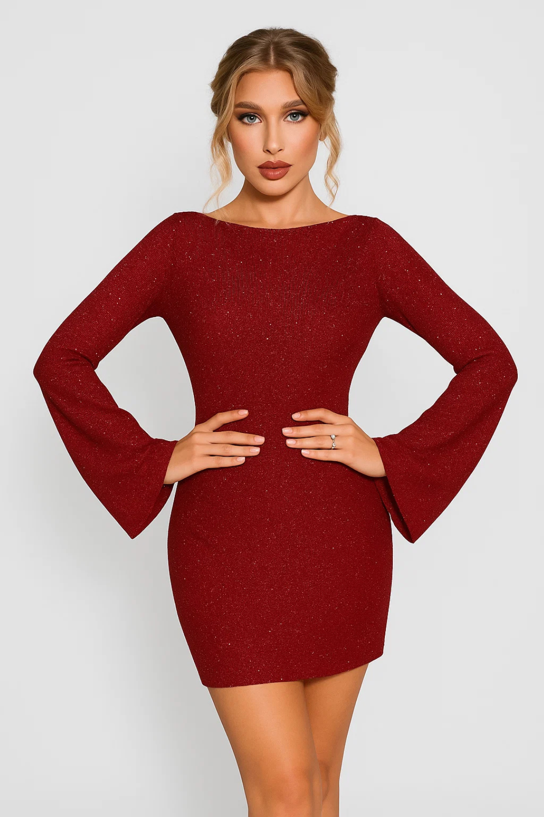 Kort glinsterend jurkje | Klokmouwen | Perfect voor feestjes