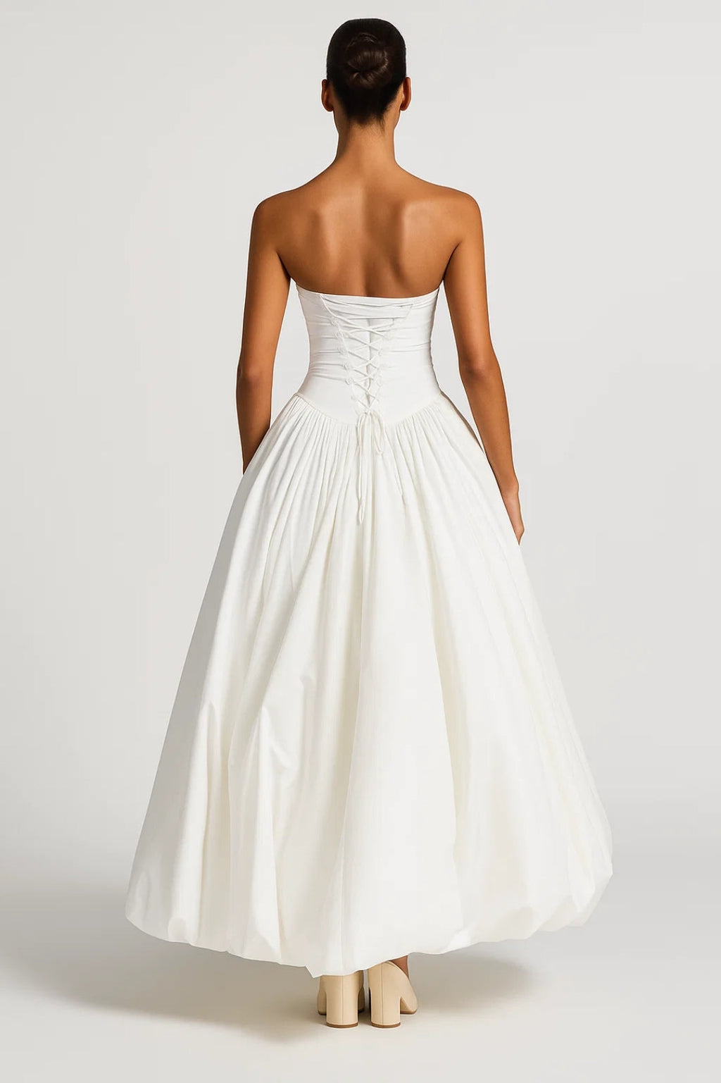 Lange witte strapless jurk
