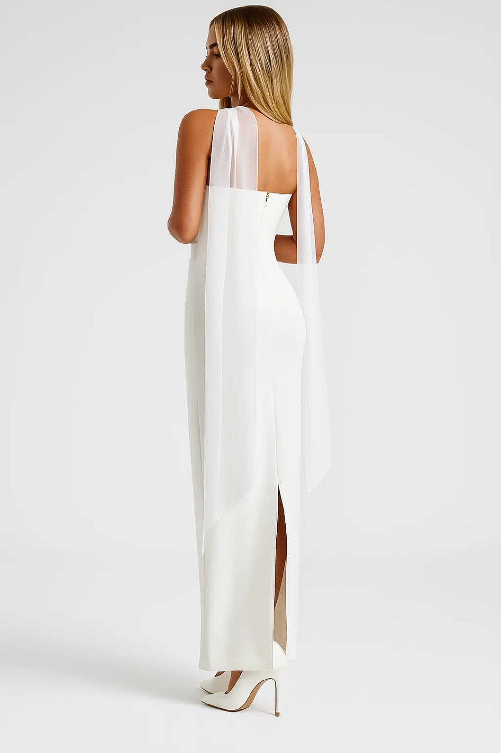 Lange jurk met chiffon sjaal