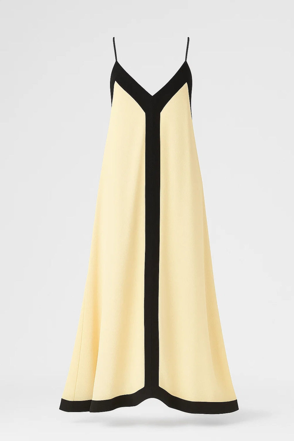 Lange uitlopende jurk met dunne bandjes