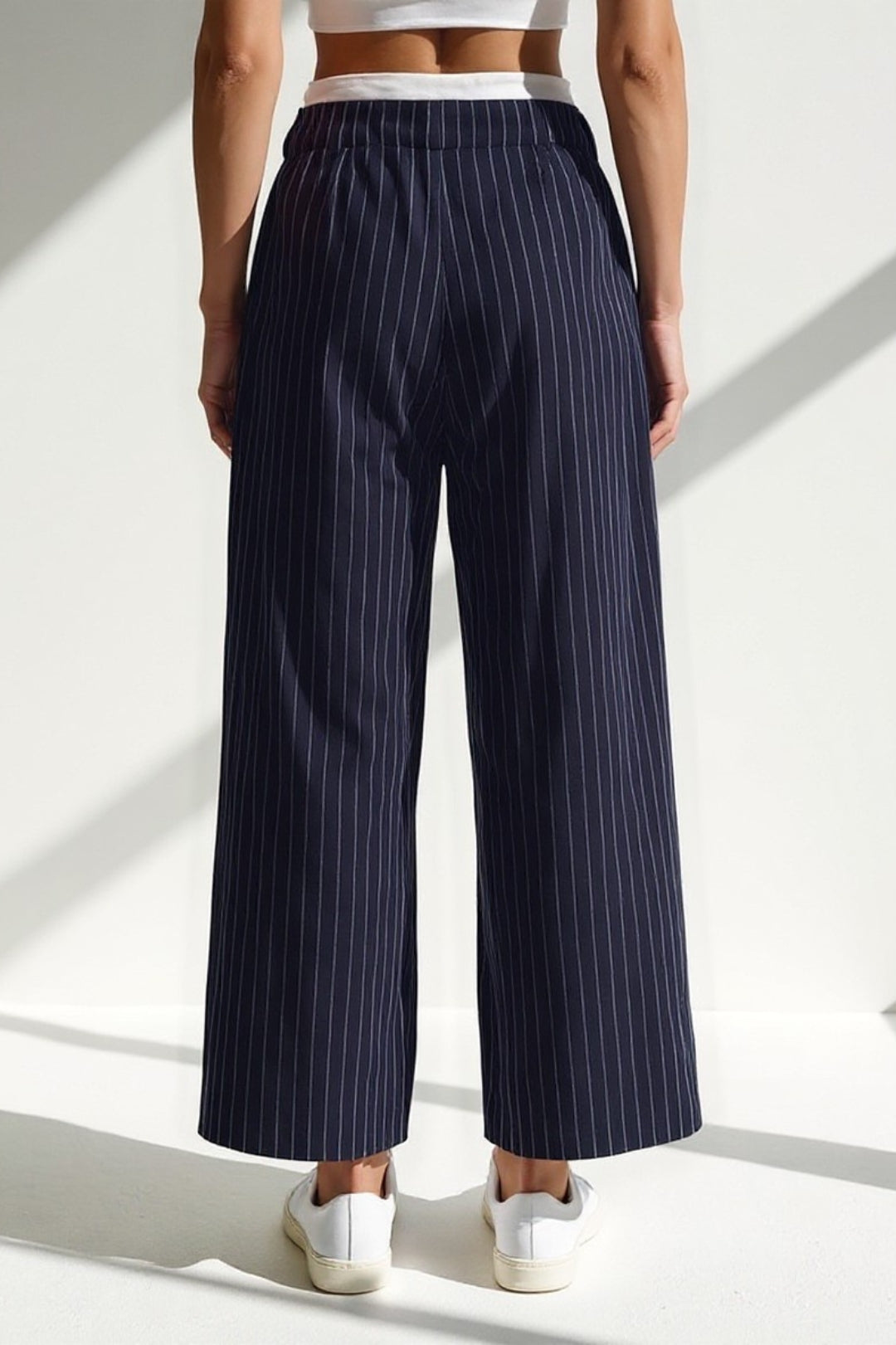 Broek met verticale strepen