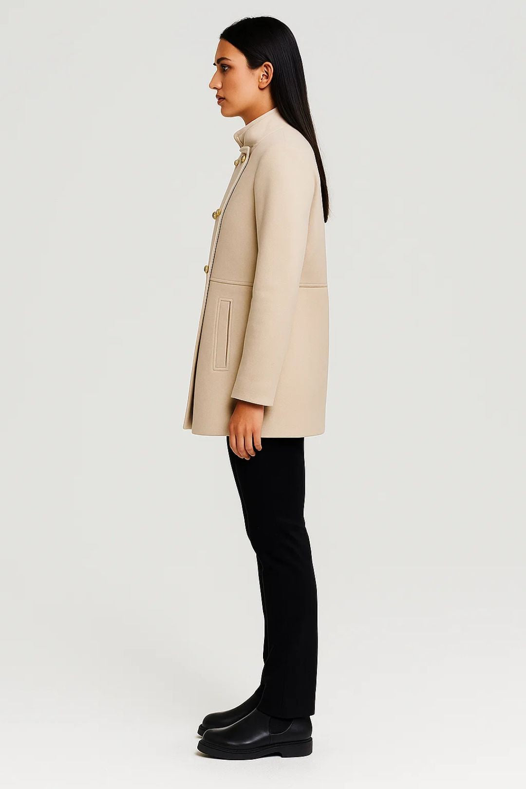 Damesjas met Gouden Knoopdetails en Opstaande Kraag