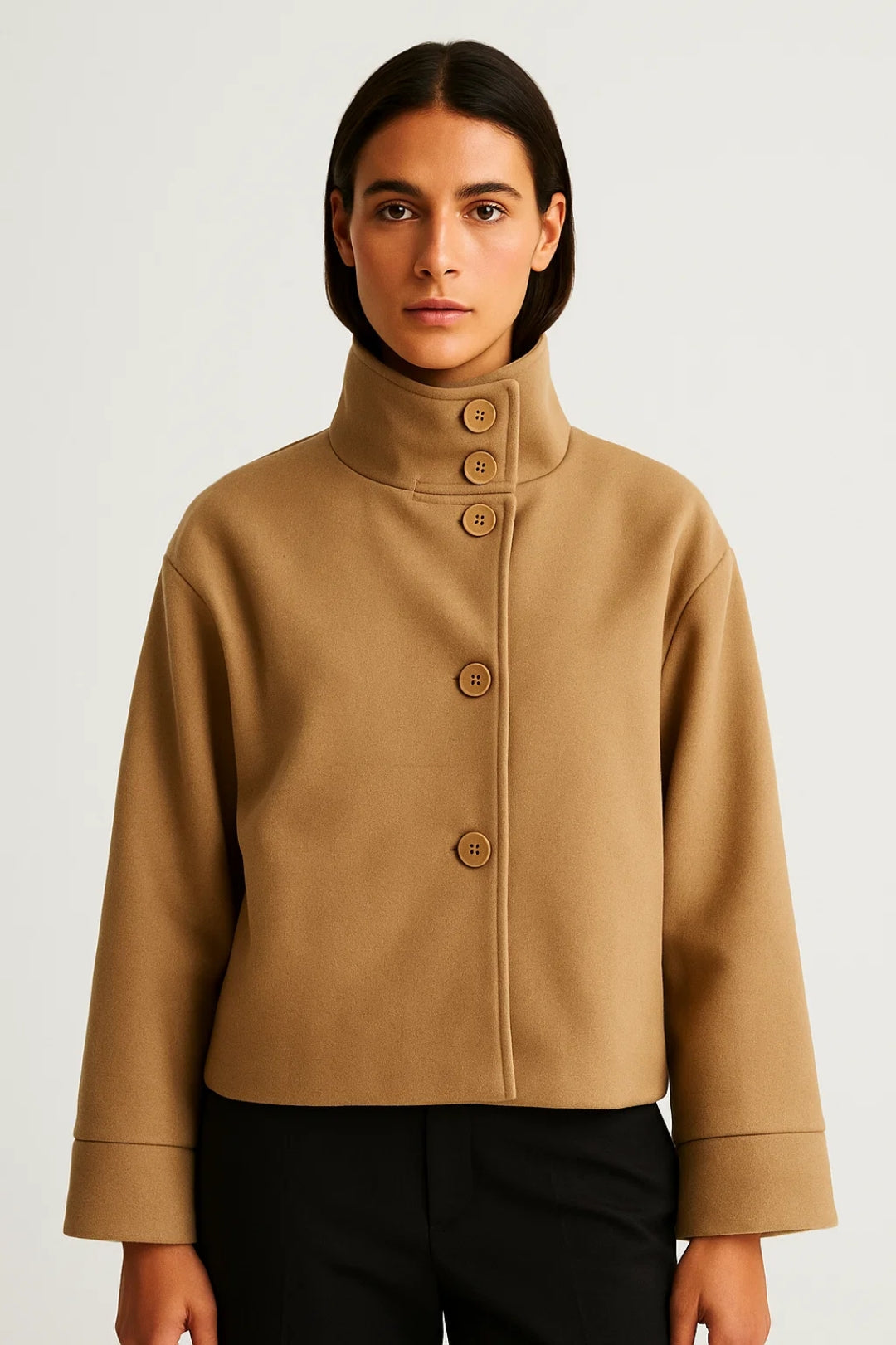 Damesjas met Hoge Kraag en Knoopsluiting