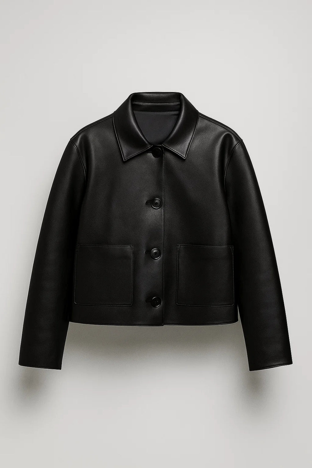 Damesjack met Opgestikte Zakken en Knoopsluiting