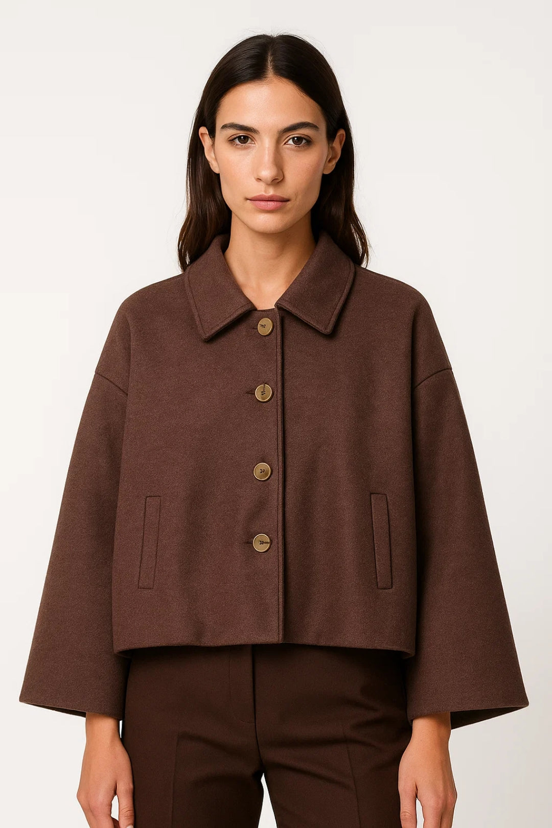 Damesjas met Knoopsluiting en Klassieke Kraag